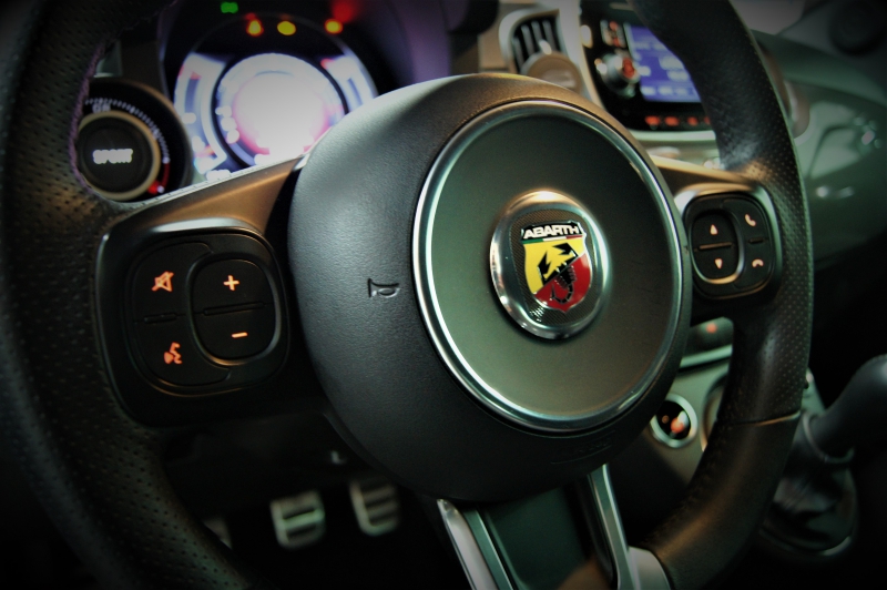 Abarth 595 1,4 T-Jet 145CV * 2017 *