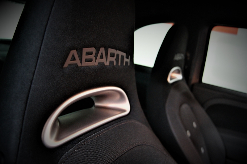Abarth 595 1,4 T-Jet 145CV * 2017 *