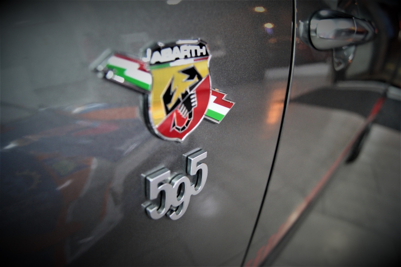 Abarth 595 1,4 T-Jet 145CV * 2017 *