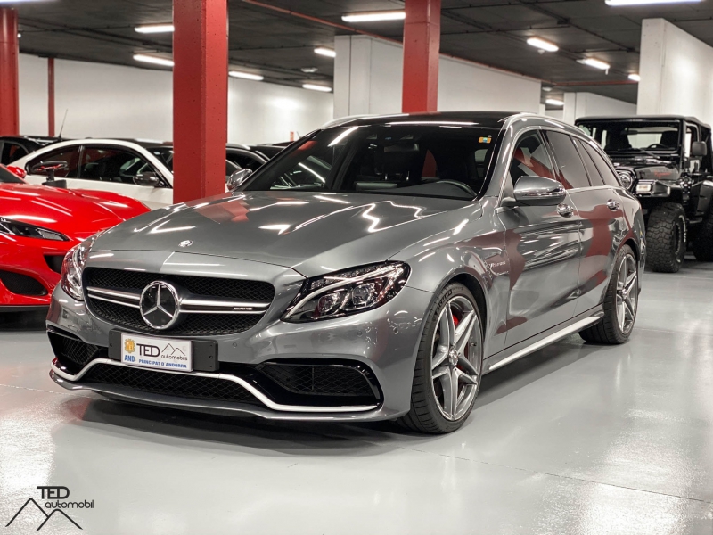 Mercedes C63 S AMG
