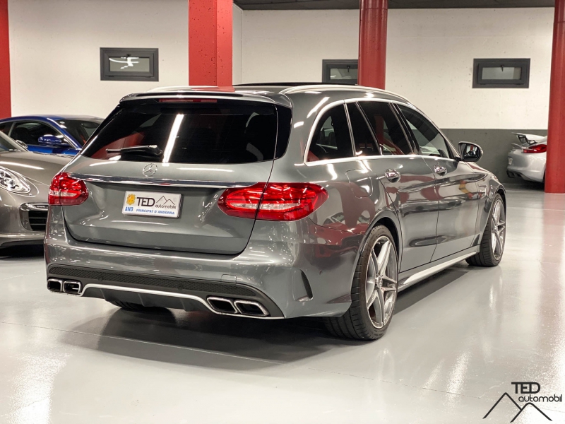 Mercedes C63 S AMG