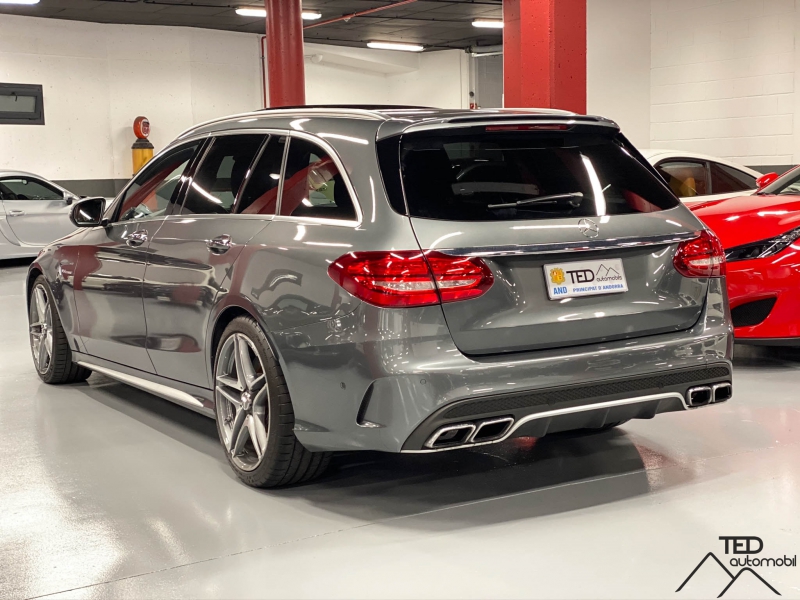 Mercedes C63 S AMG