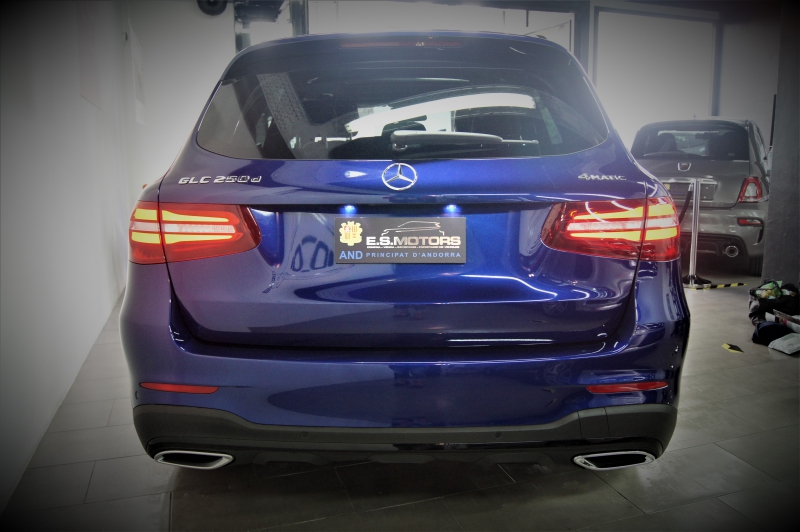 MERCEDES-BENZ GLC 250 D 204CV * AMG * * 4-MATIC * * ПОЛНАЯ КОМПЛЕКТАЦИЯ