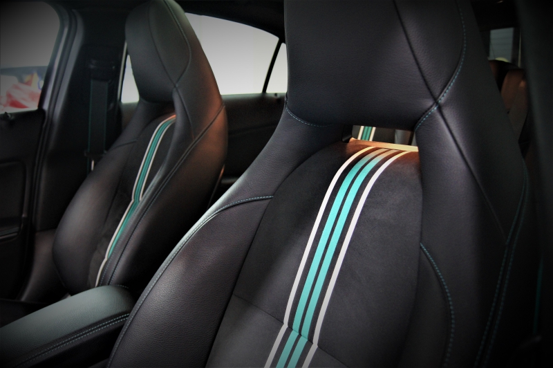 MERCEDES-BENZ A250 SPORT PETRONAS EDITION 218CV * ПАКЕТ AMG * ПАКЕТ НОЧНОЙ * 7G TRONIC *
