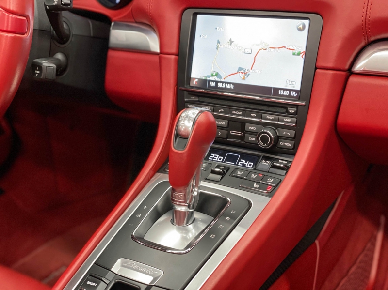 Porsche Boxster 265cv