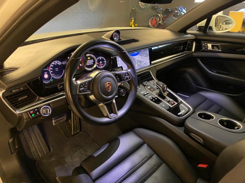 Porsche Panamera 4.0V8 Diesel 400CV