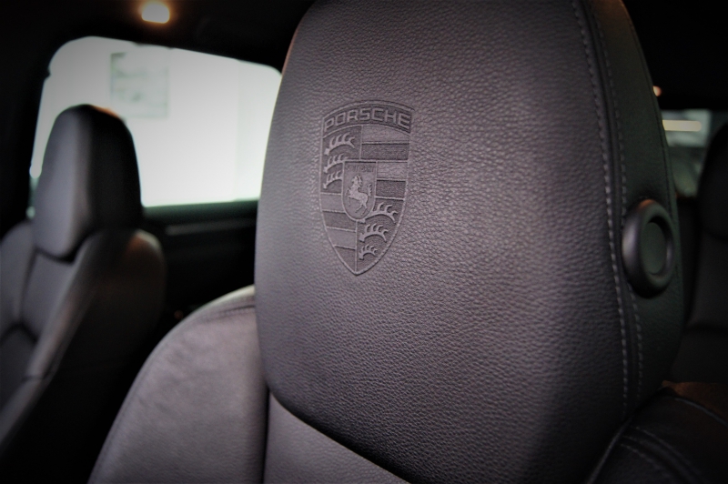 PORSCHE CAYENNE 3.0D V6 245CV * ПЛАТИНОВОЕ ИЗДАНИЕ *