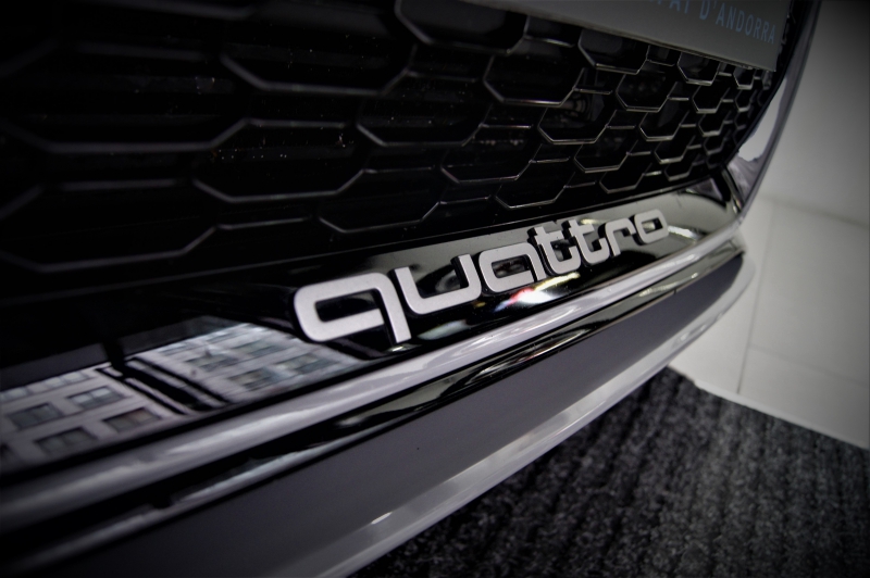 AUDI RS3 2.5 TURBO SPORTBACK 400CV * КВАТРО *