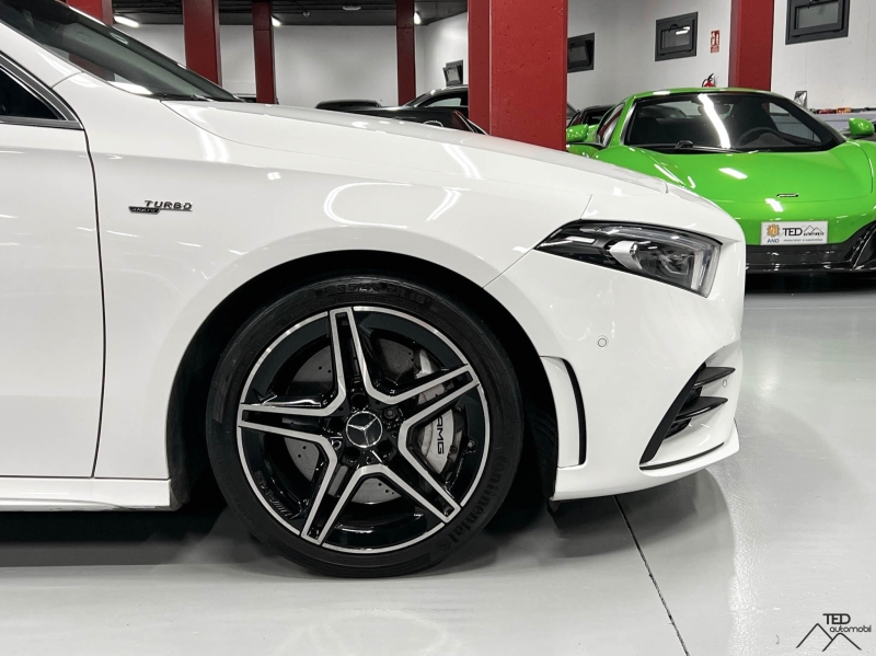 Mercedes-Benz A35 AMG 306cv