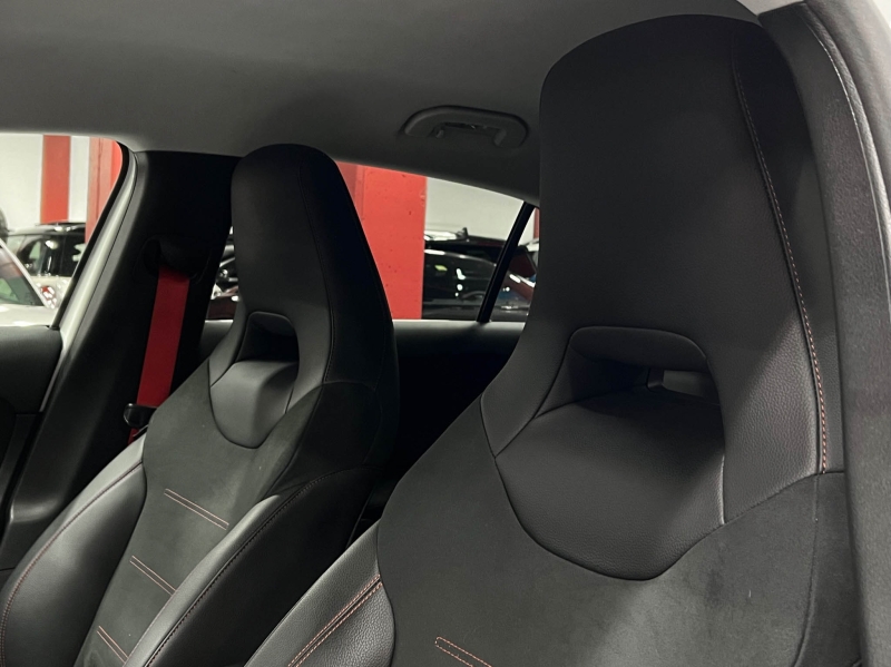 Mercedes-Benz A35 AMG 306cv