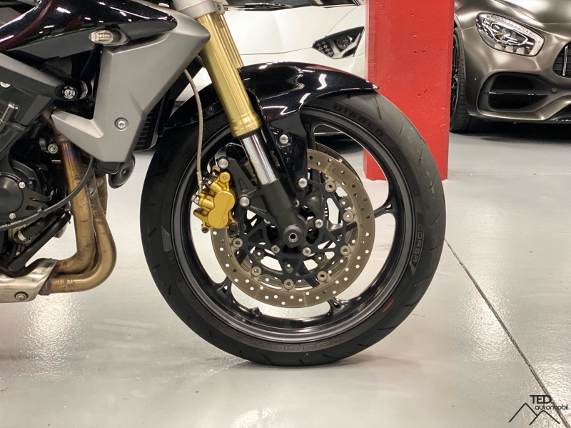 *ПРОДАНО**ПРОДАНО* *ПРОДАНО* Triumph Street Triple 675 95cv *ПРОДАНО**ПРОДАНО* *ПРОДАНО*