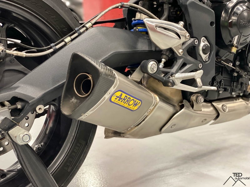 *ПРОДАНО**ПРОДАНО* *ПРОДАНО* Triumph Street Triple 675 95cv *ПРОДАНО**ПРОДАНО* *ПРОДАНО*