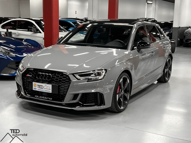 Audi RS3 400CV Полная команда