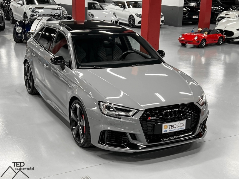 Audi RS3 400CV Полная команда