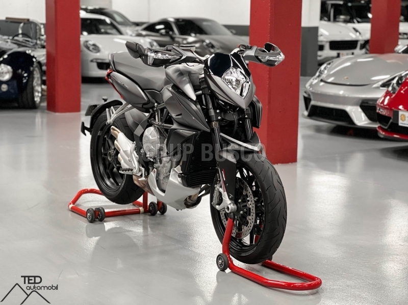 MV Agusta Rivale 800 *1500 км * *Продано * *Продано * *Продать *