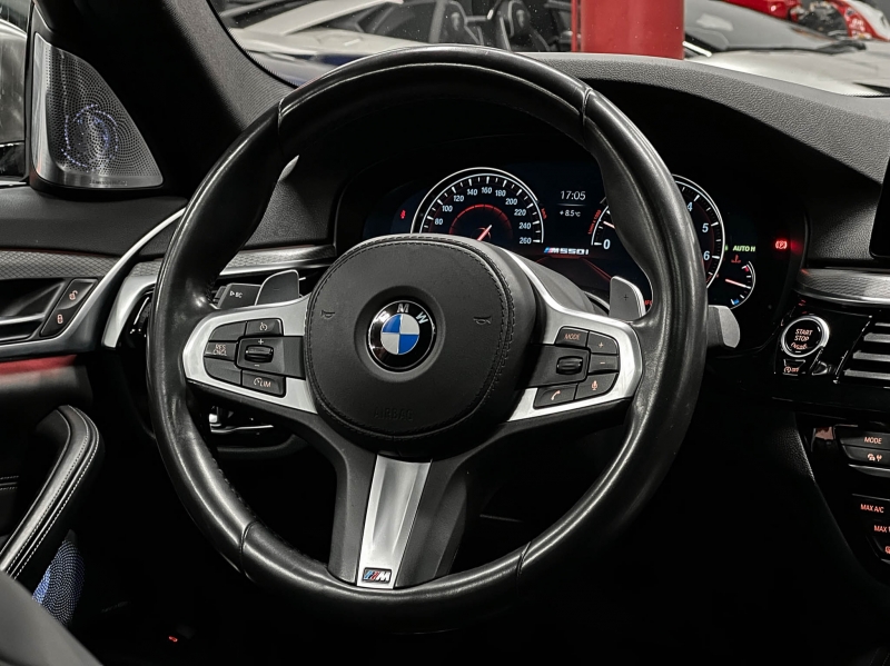 BMW M550i X-Drive 462CV