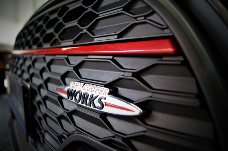 Mini John Cooper Works 231cv 8vel. * Лист *