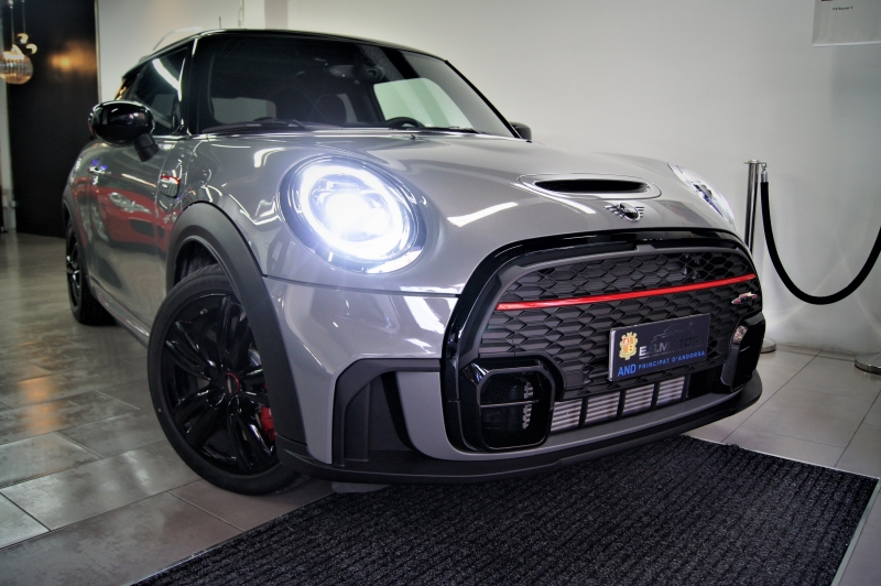 Mini John Cooper Works 231cv 8vel. * Лист *