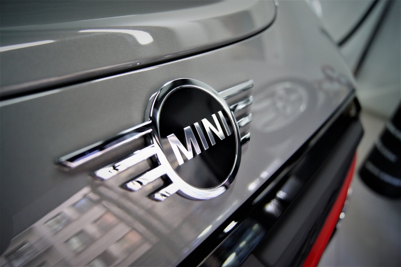 Mini John Cooper Works 231cv 8vel. * Лист *