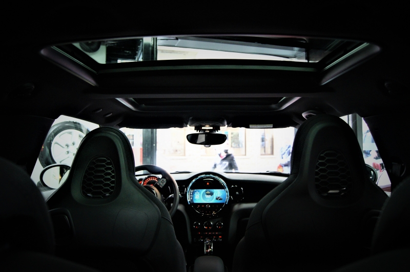 Mini John Cooper Works 231cv 8vel. * Лист *