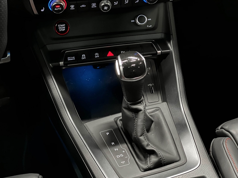 Audi rsq3 400cv quattro