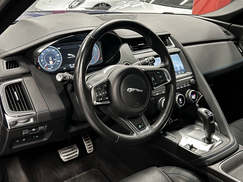 Jaguar E-Pace P300 AWD R Dynamic