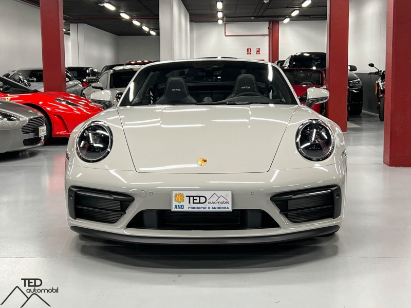 Porsche 911 992 Targa Carrera 4 GTS 480CV