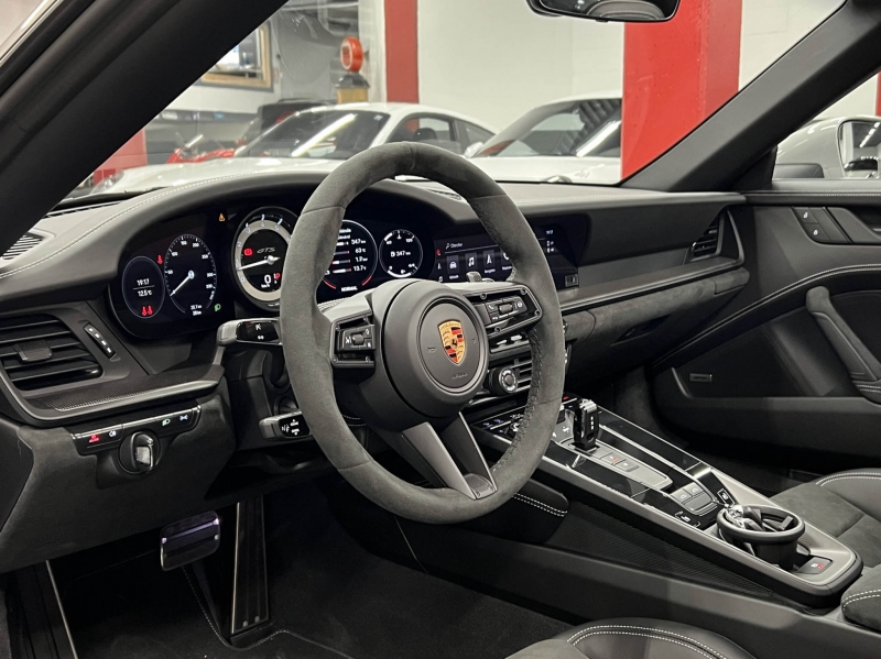 Porsche 911 992 Targa Carrera 4 GTS 480CV