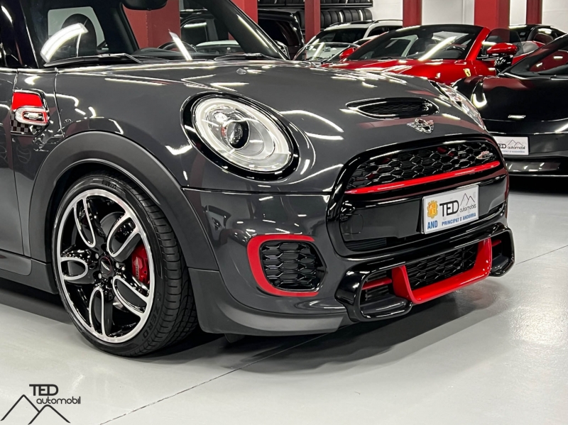 Mini John Cooper Works 231CV