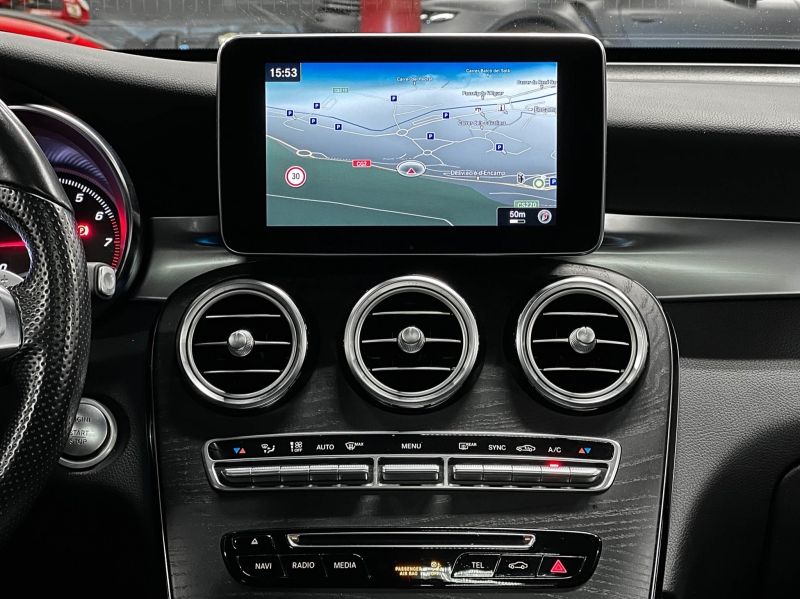 Мерседес GLC 250 4 Matic 211cv Камера 360