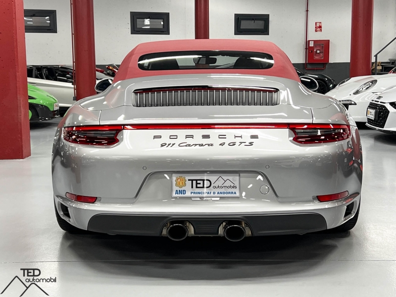 Porsche 911 Carrera 4 GTS 991.2 Кабриолет 450CV
