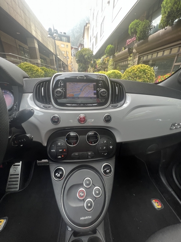 Abarth 595 145CV автоматический