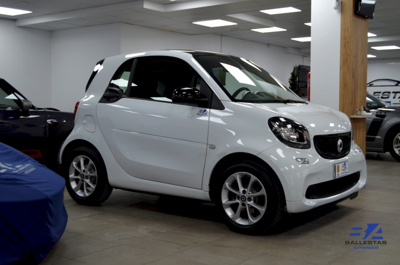 Smart Fortwo очень оснащен 71cv