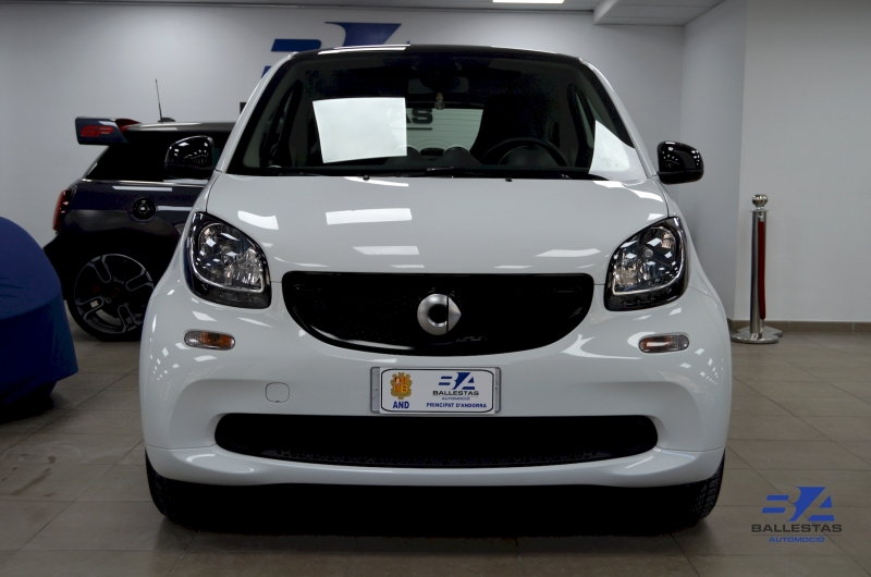 Smart Fortwo очень оснащен 71cv
