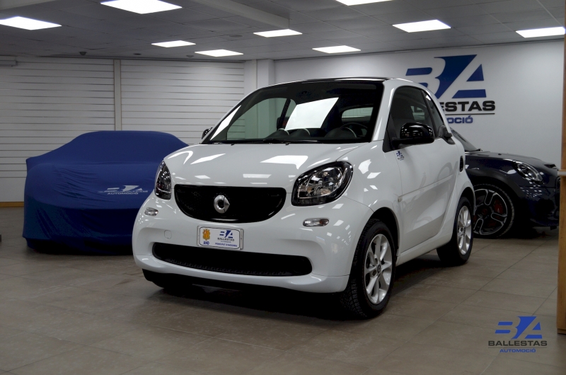 Smart Fortwo очень оснащен 71cv