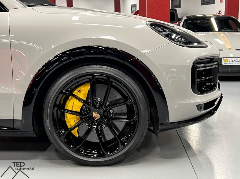 Porsche Cayenne Coupe Turbo GT 640CV Ceramics