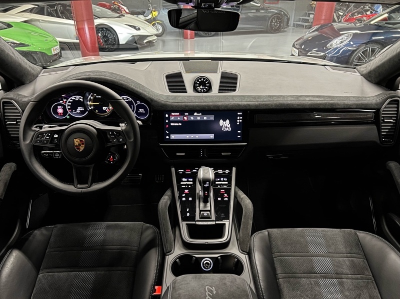 Porsche Cayenne Coupe Turbo GT 640CV Ceramics
