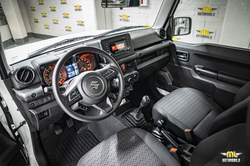 Suzuki Jimny Pro 1.5L VVT - немедленная доставка - новая