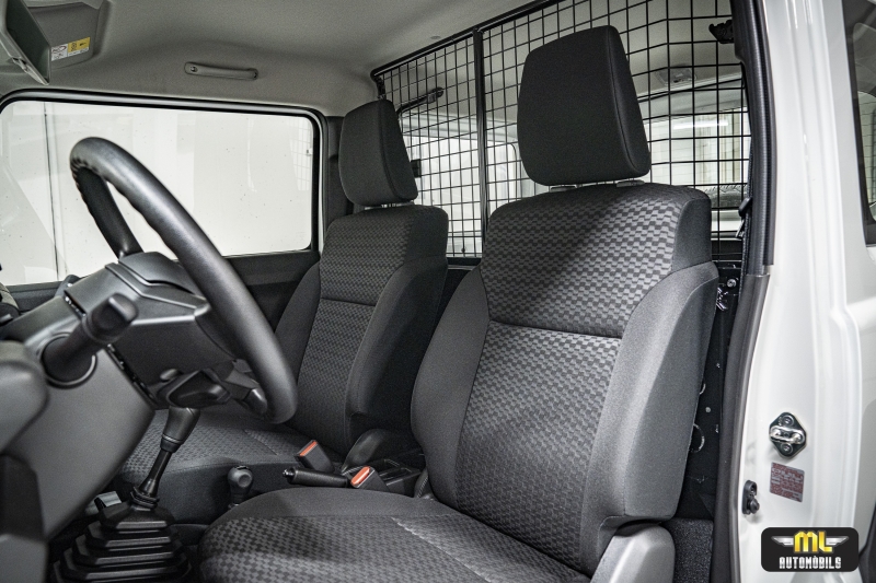 Suzuki Jimny Pro 1.5L VVT - немедленная доставка - новая