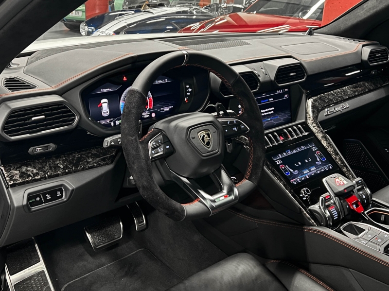 Lamborghini Urus 650cv