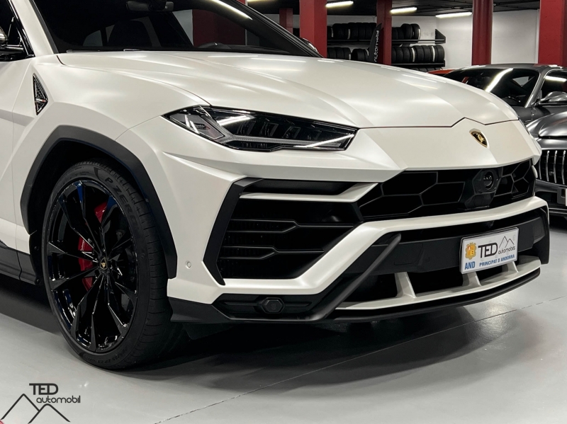 Lamborghini Urus 650cv