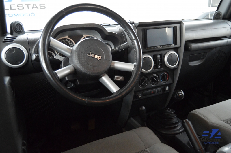 Руководство Jeep Wrangler 2.8 CRD 177CV