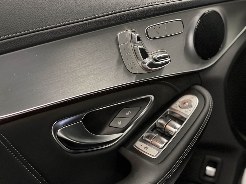 Mercedes C63 AMG 476CV