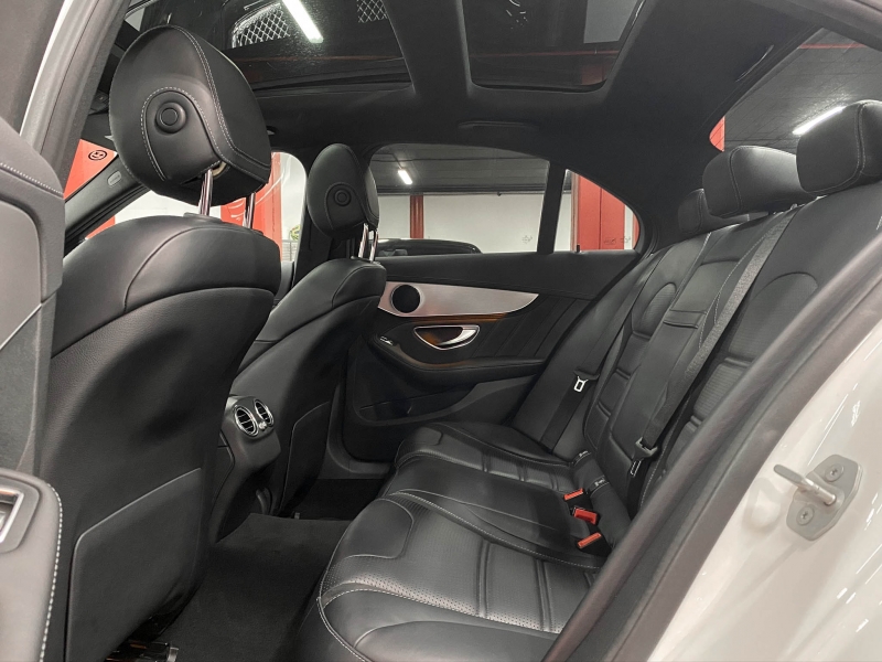 Mercedes C63 AMG 476CV