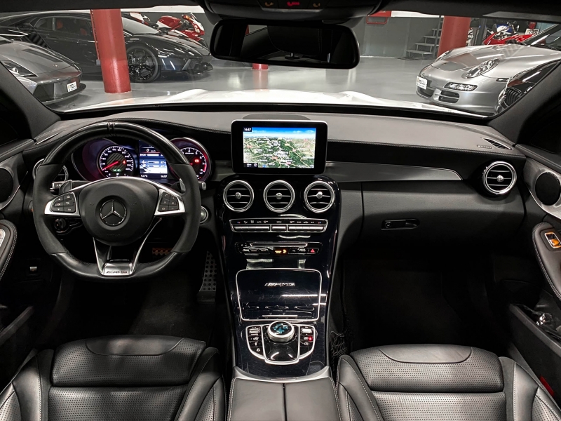 Mercedes C63 AMG 476CV