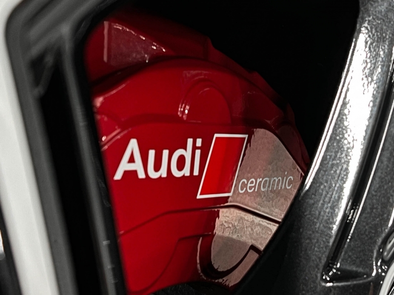 Audi RS6 Quattro 600CV Ceramics