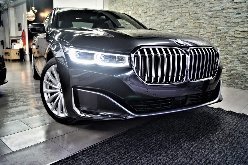 BMW 750I XDRIVE 530CV * ПОЛНАЯ КОМПЛЕКТАЦИЯ *