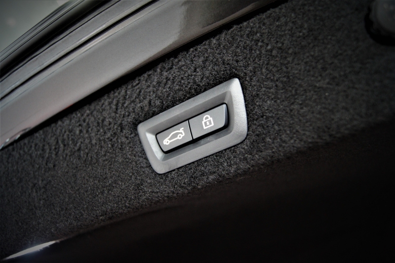 BMW 750I XDRIVE 530CV * ПОЛНАЯ КОМПЛЕКТАЦИЯ *
