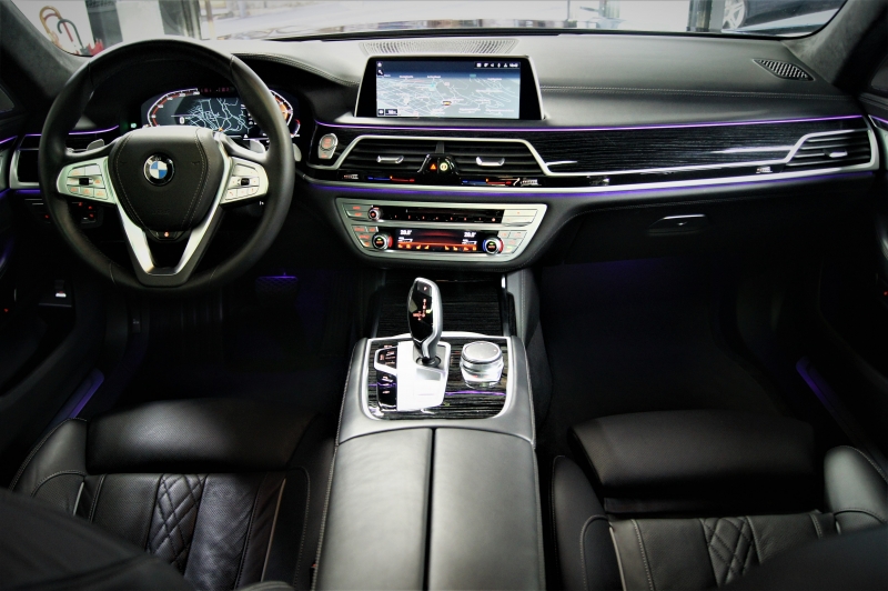 BMW 750I XDRIVE 530CV * ПОЛНАЯ КОМПЛЕКТАЦИЯ *