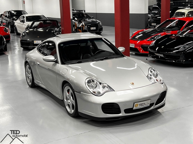 Porsche 996 Career 4S 320CV